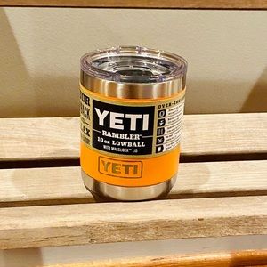 YETI Rambler 10oz Lowball w/Magslider Lid - King Crab Orange